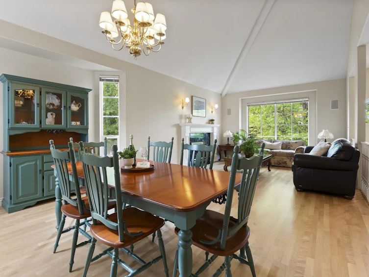 15355 Sequoia Drive, Surrey, BC, V3S 8N4 - 5