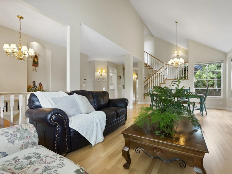 15355 Sequoia Drive, Surrey, BC, V3S 8N4 - 4