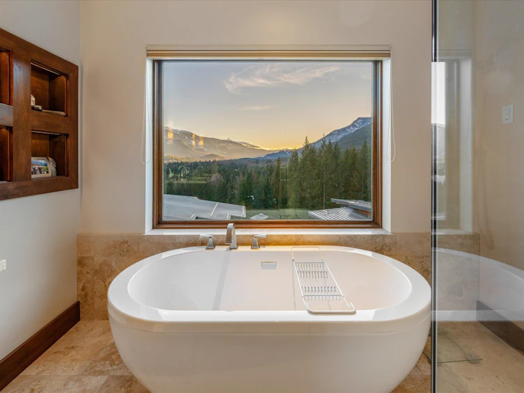 8529 Ashleigh Mcivor Drive, Whistler, BC, V8E 1L9 - 13