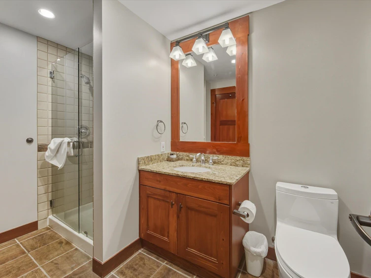 221-2202 Gondola Way, Whistler, BC, V8E 0M7 - 24