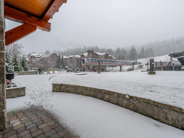 221-2202 Gondola Way, Whistler, BC, V8E 0M7 - 26
