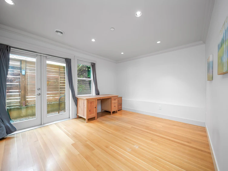 2388 Macdonald Street, Vancouver, BC, V6K 3Y8 - 6