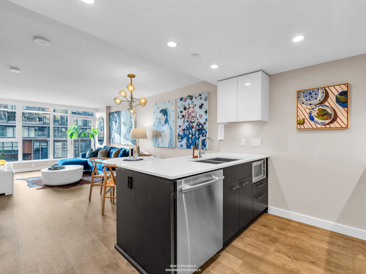 306-1618 Quebec Street, Vancouver, BC, V6A 0C5 - 2