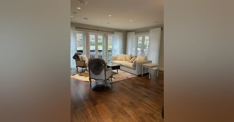 7589 Curtis Street, Burnaby, BC, V5A 4W7 - 2