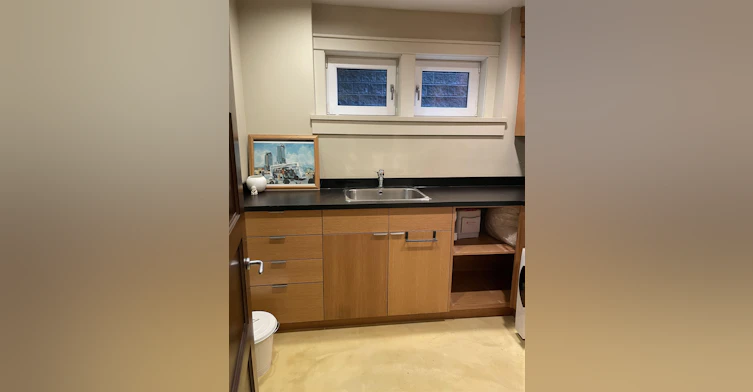 Suite-7589 Curtis Street, Burnaby, BC, V5A 4W7 - 4