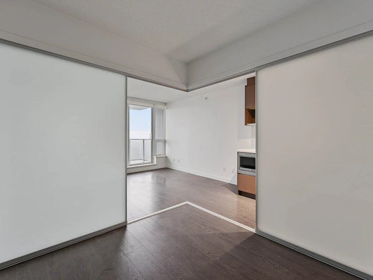 3511-13696 100 Avenue, Surrey, BC, V3T 0L5 - 13