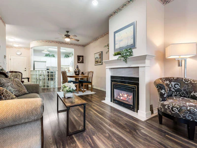 102-45700 Wellington Avenue - 3
