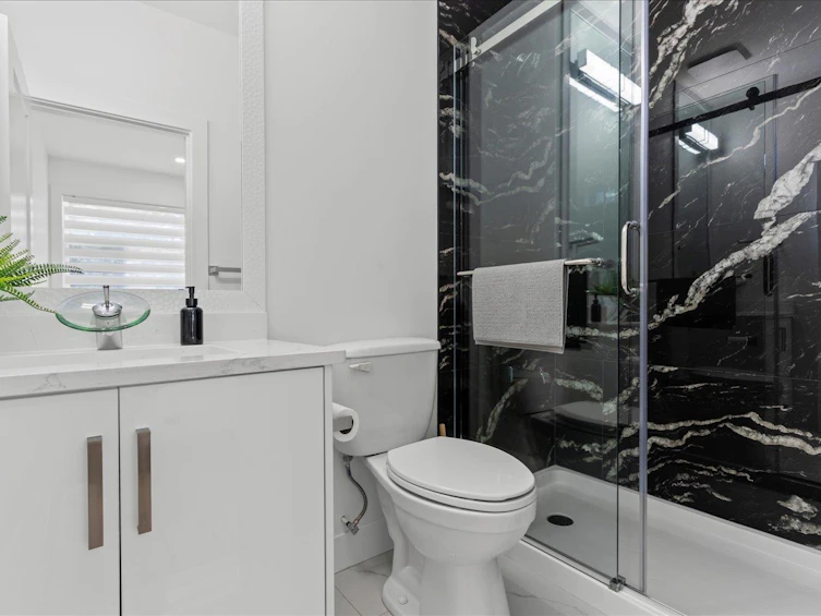 1684 Mckenzie Road, Abbotsford, BC, V2S 8J6 - 14