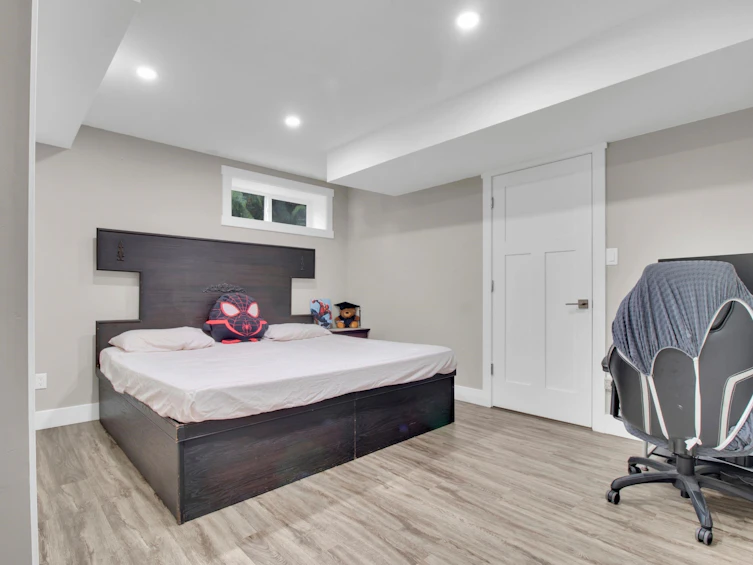 8972 Dewdney Trunk Road, Mission, BC, V2V 6Y1 - 33