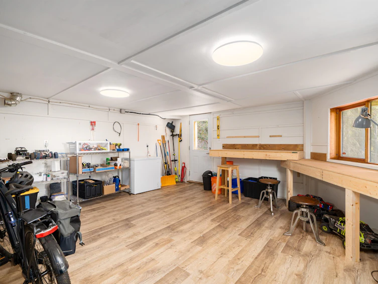 1557 Whitesails Drive, Bowen Island, BC, V0N 1G2 - 21