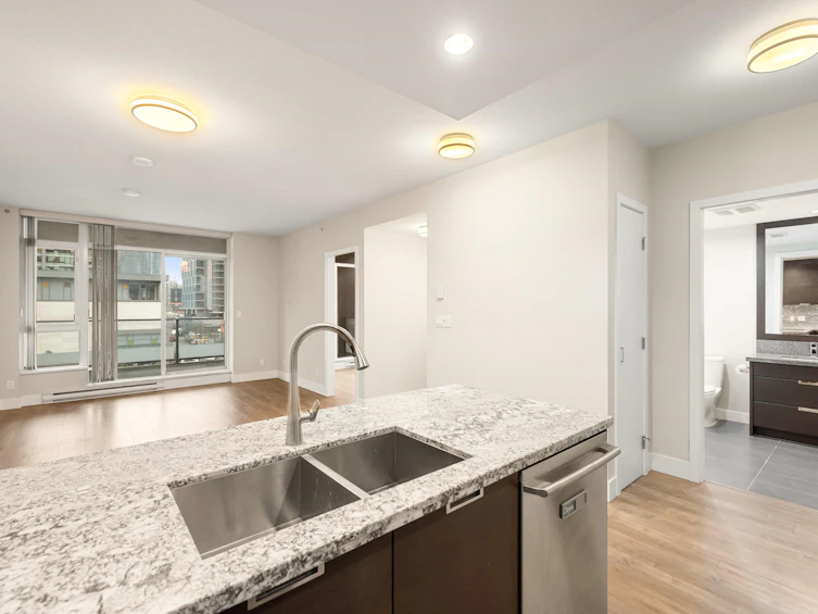 602-2077 Rosser Avenue, Burnaby, BC, V5C 0G6 - 6
