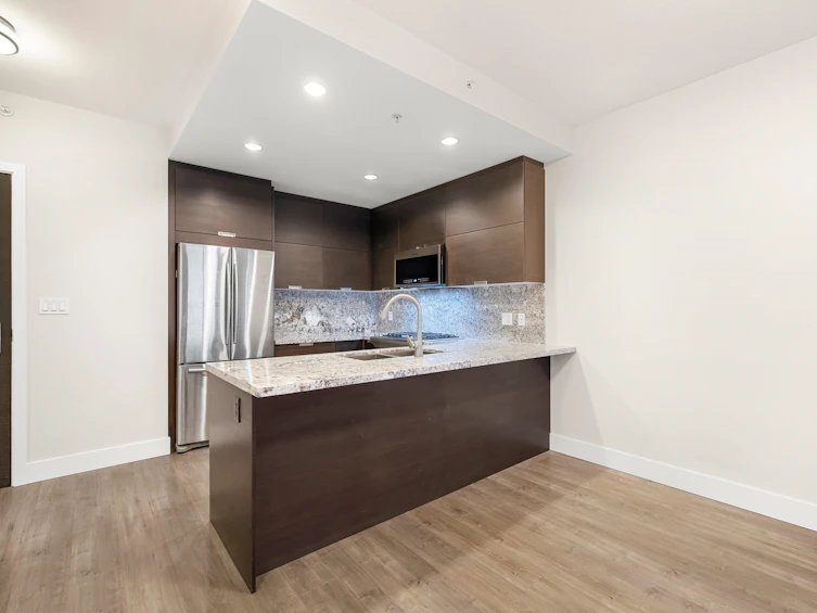 602-2077 Rosser Avenue, Burnaby, BC, V5C 0G6 - 7