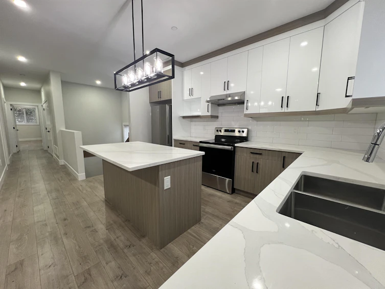 32927 3rd Avenue, Mission, BC, V2V 1N2 - 4