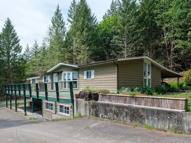 3318-42 Linwood Road, Roberts Creek, BC, V0N 2W1 - 35