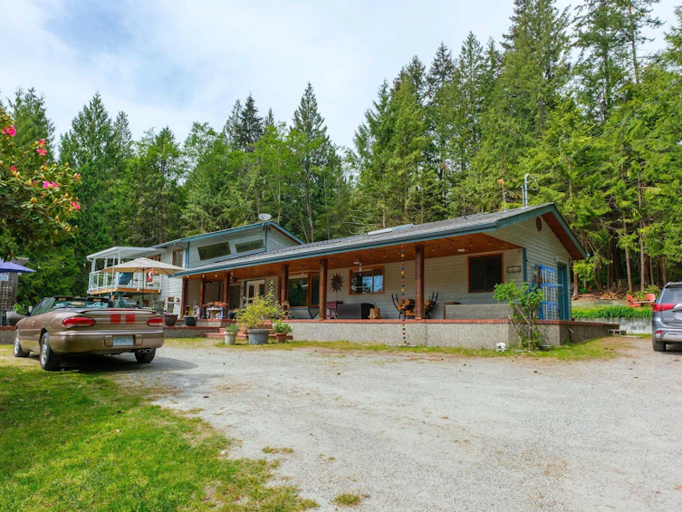 3318-42 Linwood Road, Roberts Creek, BC, V0N 2W1 - 6