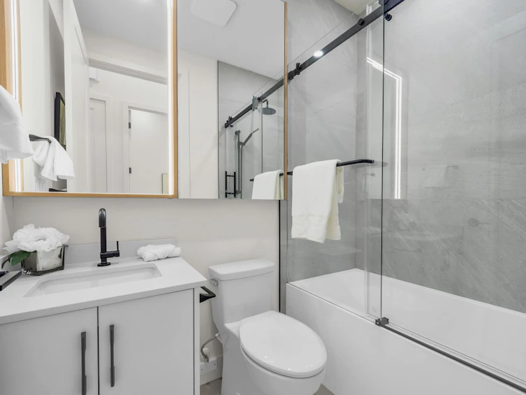 1-65 E King Edward Avenue, Vancouver, BC, V5V 2B8 - 24