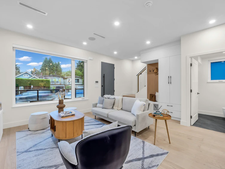 1-65 E King Edward Avenue, Vancouver, BC, V5V 2B8 - 3