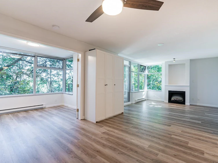 005-9298 University Crescent, Burnaby, BC, V5A 4X8 - 8