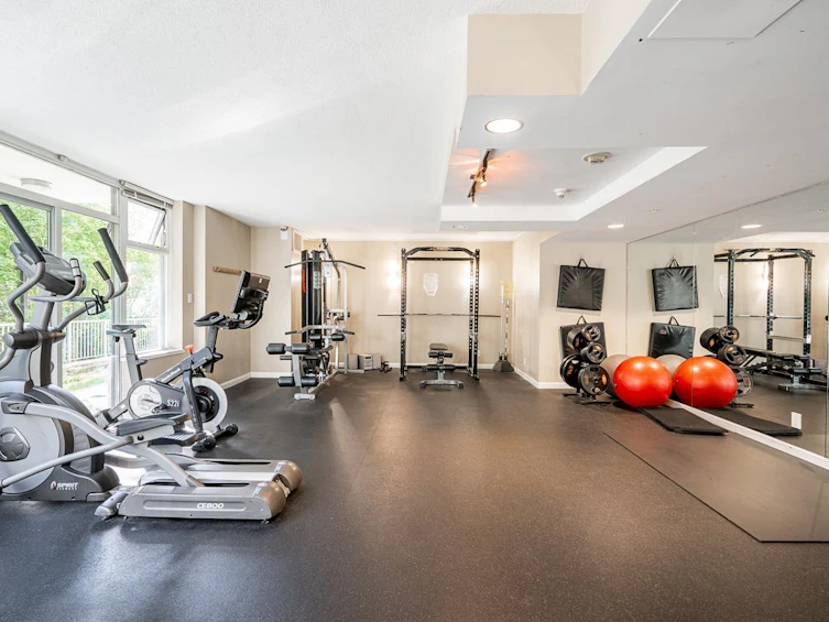 005-9298 University Crescent, Burnaby, BC, V5A 4X8 - 37