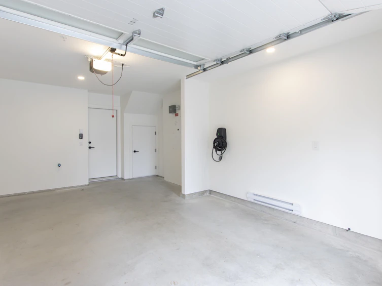 38070 Helm Way, Squamish, BC, V8B 1E6 - 27