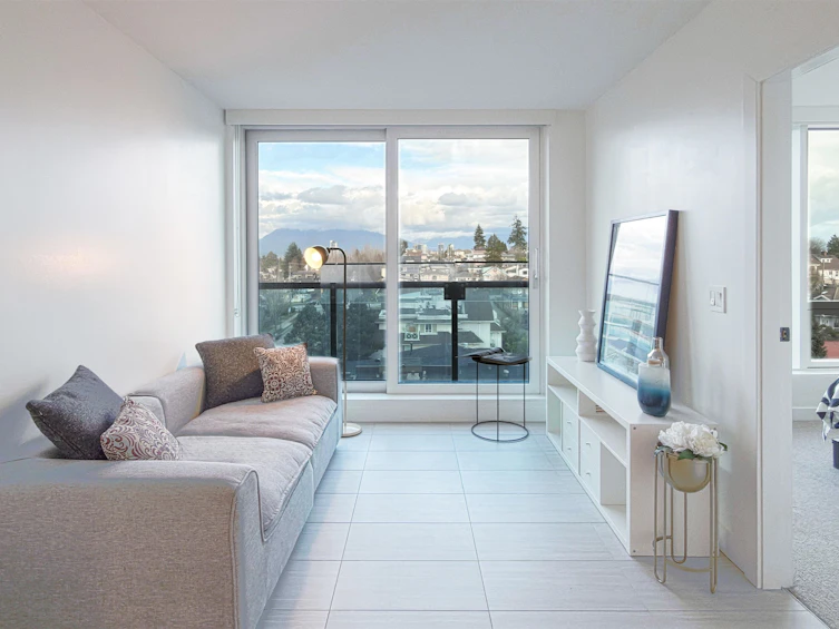 702-5058 Joyce Street, Vancouver, BC, V5R 0J9 - 2