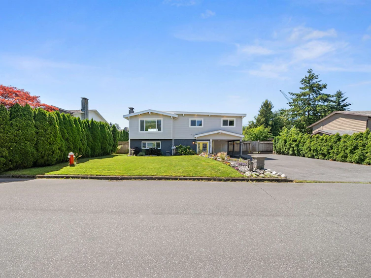 22580 Hinch Crescent, Maple Ridge, BC, V2X 7H6 - 2