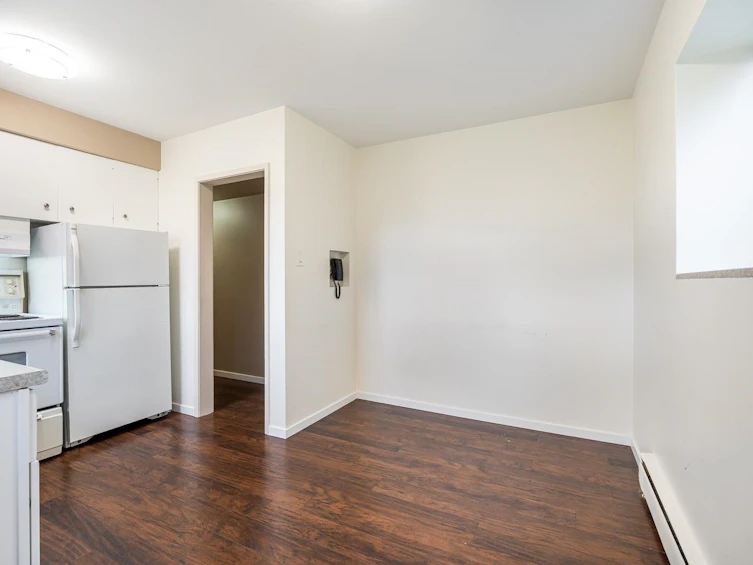 4044 Parker Street, Burnaby, BC, V5C 3B9 - 22
