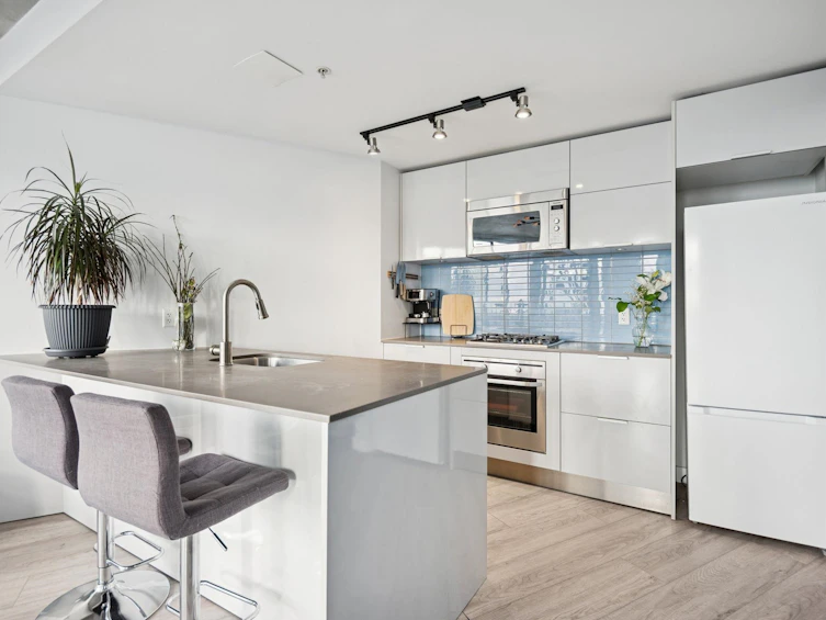 3909-128 W Cordova Street, Vancouver, BC, V6B 0E6 - 10