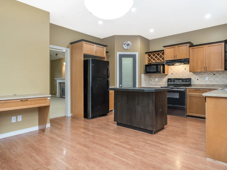 18870 69a Avenue, Surrey, BC, V4N 5K2 - 15
