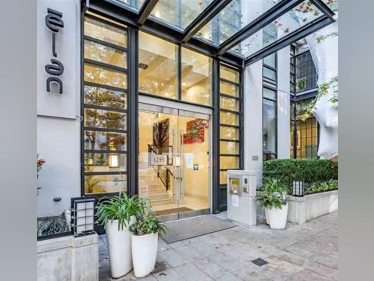 302-1255 Seymour Street, Vancouver, BC, V6B 0H1