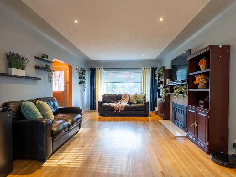 22023 Lougheed Highway, Maple Ridge, BC, V2X 2S7 - 6
