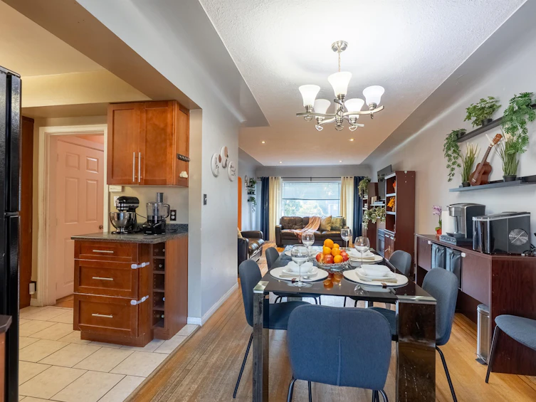 22023 Lougheed Highway, Maple Ridge, BC, V2X 2S7 - 10