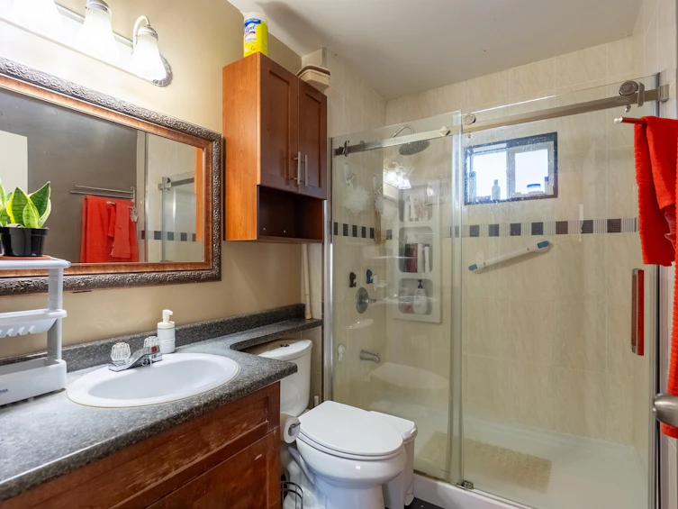 22023 Lougheed Highway, Maple Ridge, BC, V2X 2S7 - 17