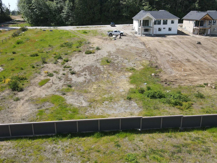 1197 Castle Road, Gibsons, BC, V0N 1V5 - 8