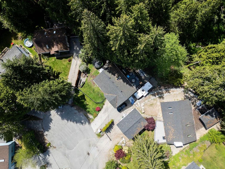 1453 Davidson Road, Gibsons, BC, V0N 1V6 - 37