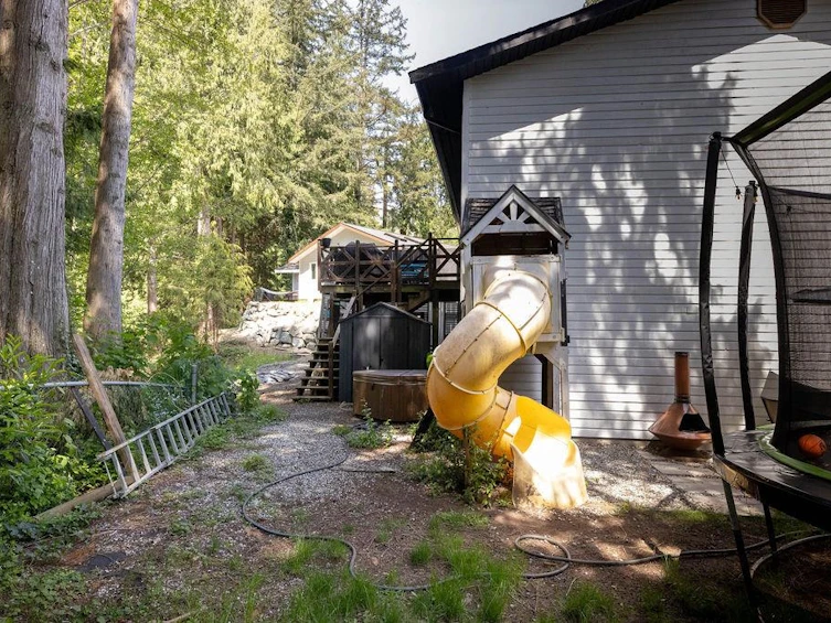 1453 Davidson Road, Gibsons, BC, V0N 1V6 - 34
