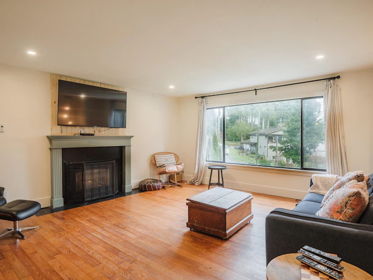 1453 Davidson Road, Gibsons, BC, V0N 1V6 - 5