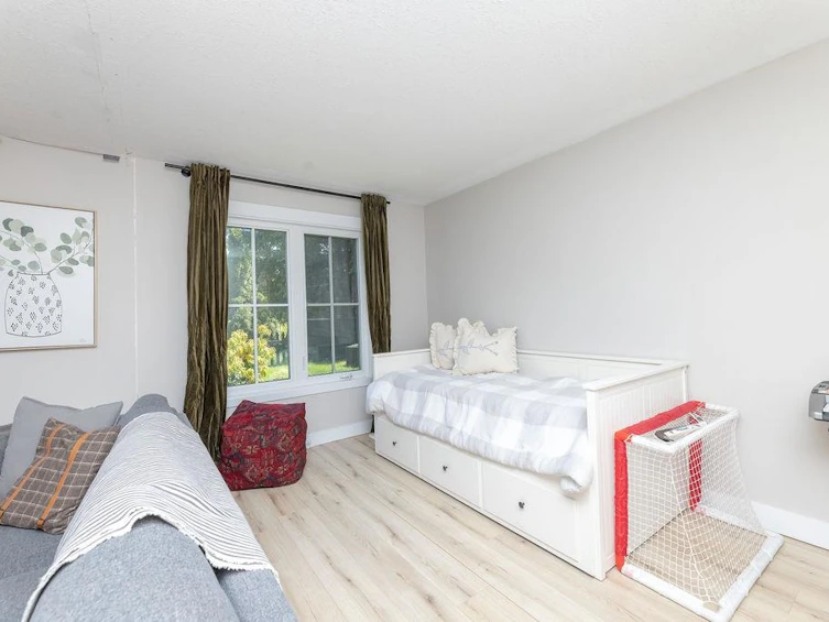 1453 Davidson Road, Gibsons, BC, V0N 1V6 - 29