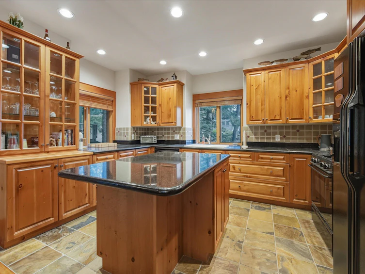 6238 Palmer Drive, Whistler, BC, V8E 0C7 - 9
