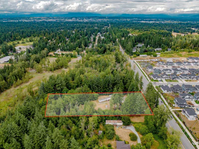 3381 208 Street - 2