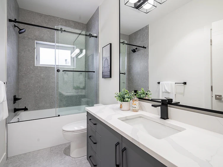 2835 Oliver Crescent, Vancouver, BC, V6L 1T1 - 25