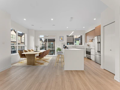 18-4337 Boundary Road - 2