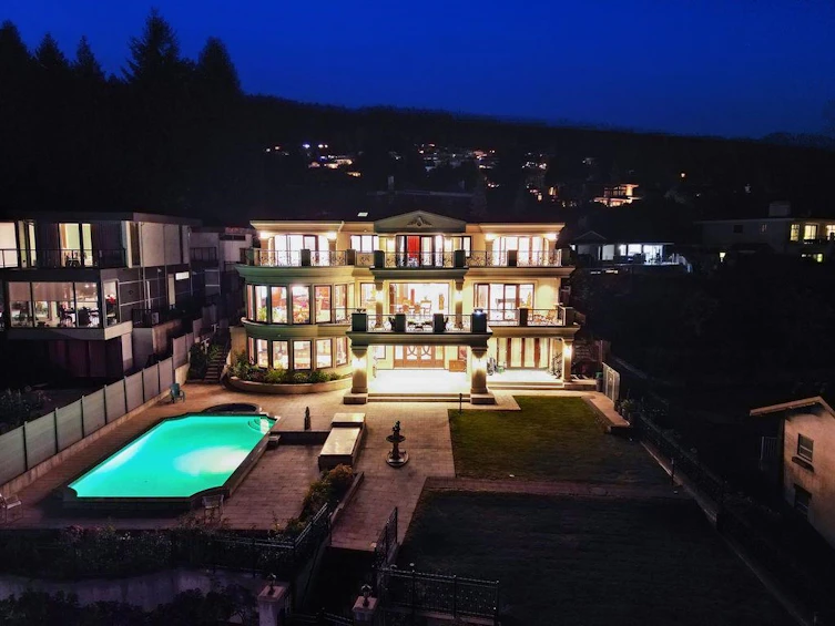 1327 Chartwell Drive, West Vancouver, BC, V7S 2R4 - 3