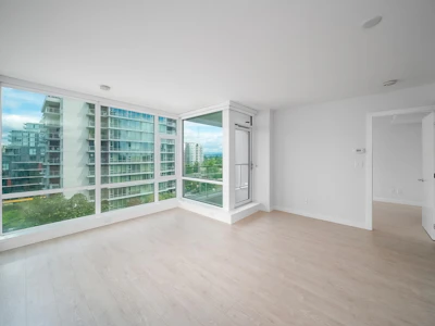 1005-6833 Buswell Street - 3