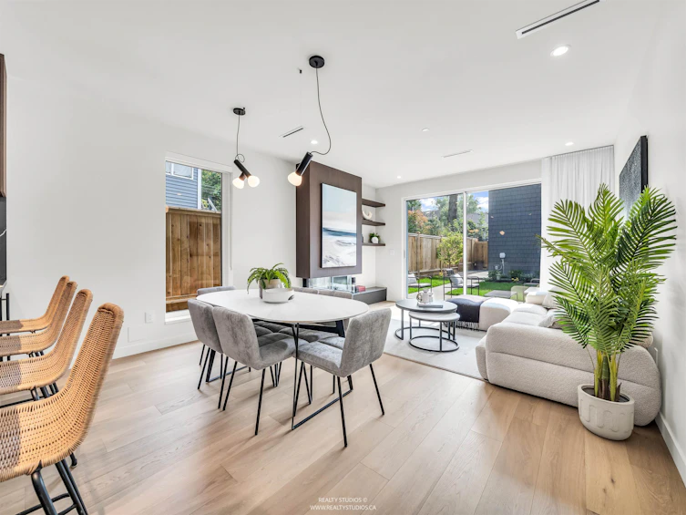 1-1120 E 23rd Avenue, Vancouver, BC, V5V 1Y7 - 11