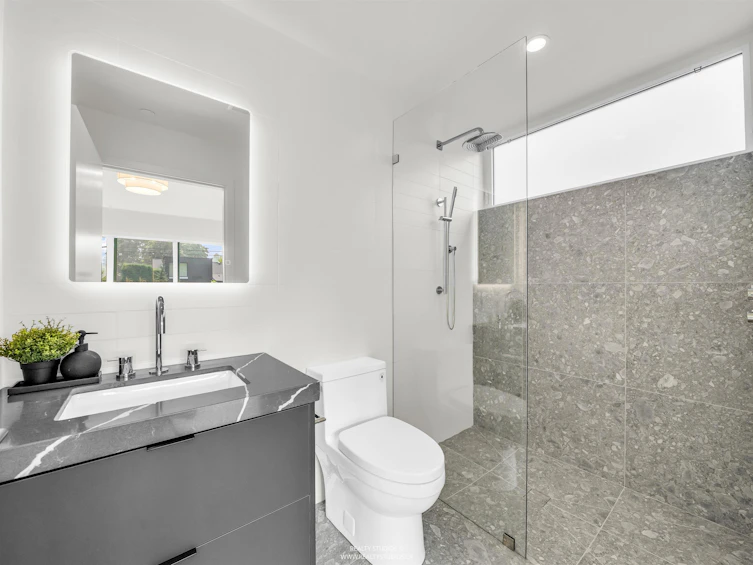 1-1120 E 23rd Avenue, Vancouver, BC, V5V 1Y7 - 22