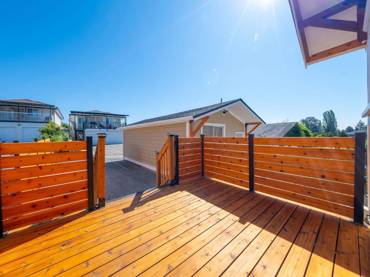 7696 Davies Street, Burnaby, BC, V3N 3H4 - 20