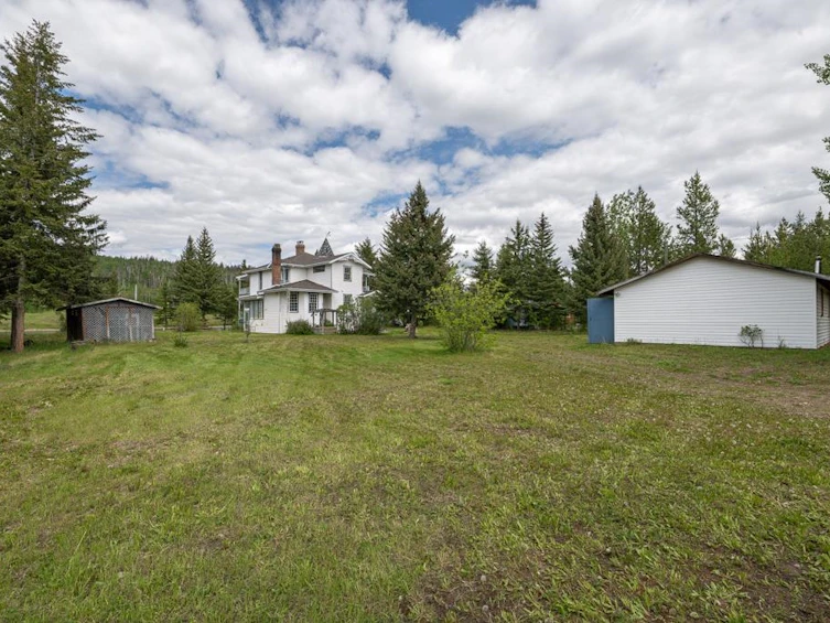 6649 Rayfield Road, 70 Mile House, BC, V0K 2K0 - 8