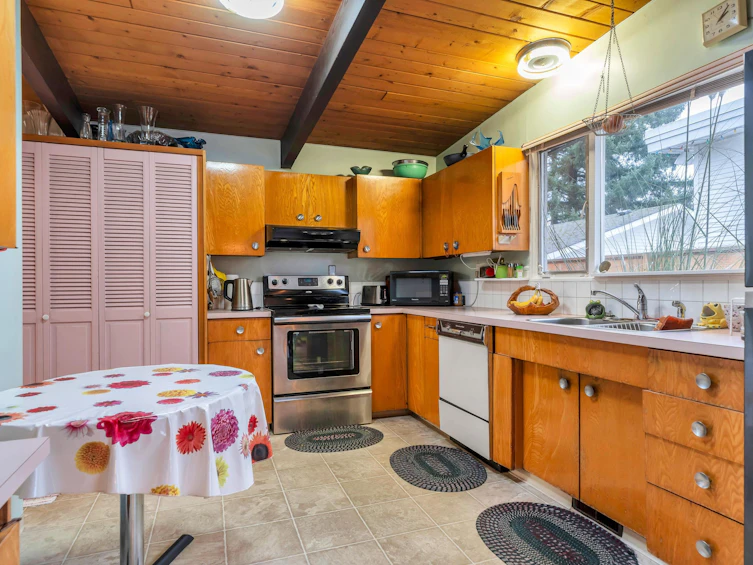 1639 Eden Avenue, Coquitlam, BC, V3J 2R2 - 24