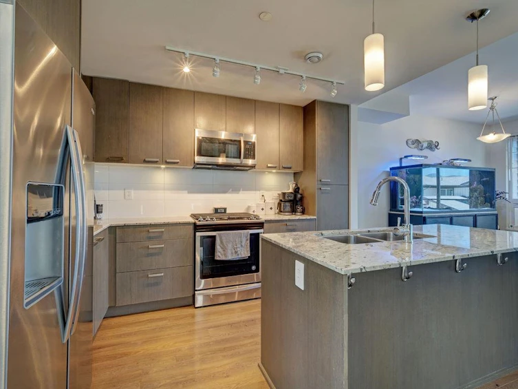 5968 Beachgate Lane, Sechelt, BC, V7Z 0S2 - 2